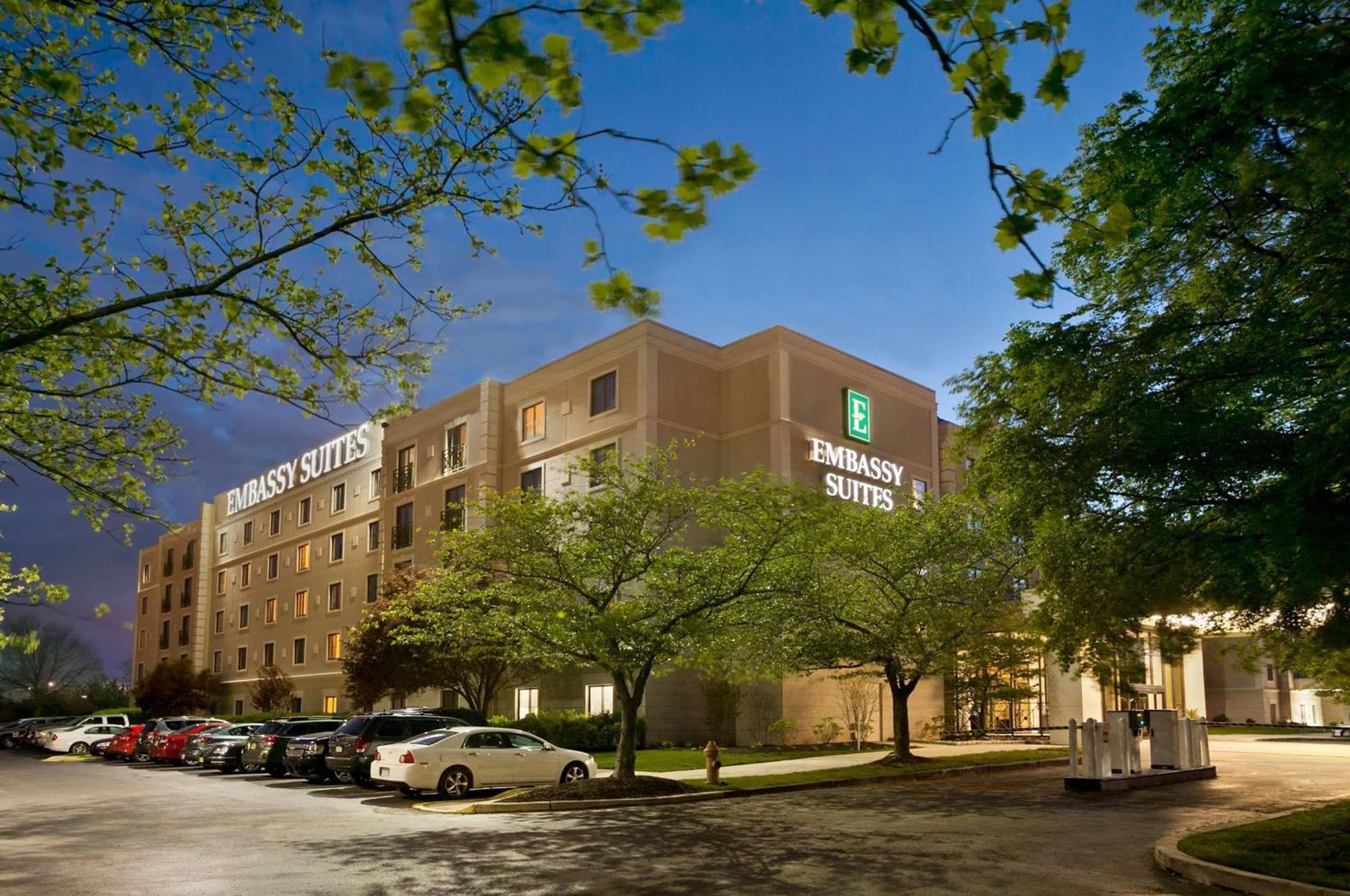 Embassy Suites By Hilton Philadelphia Airport Exterior foto