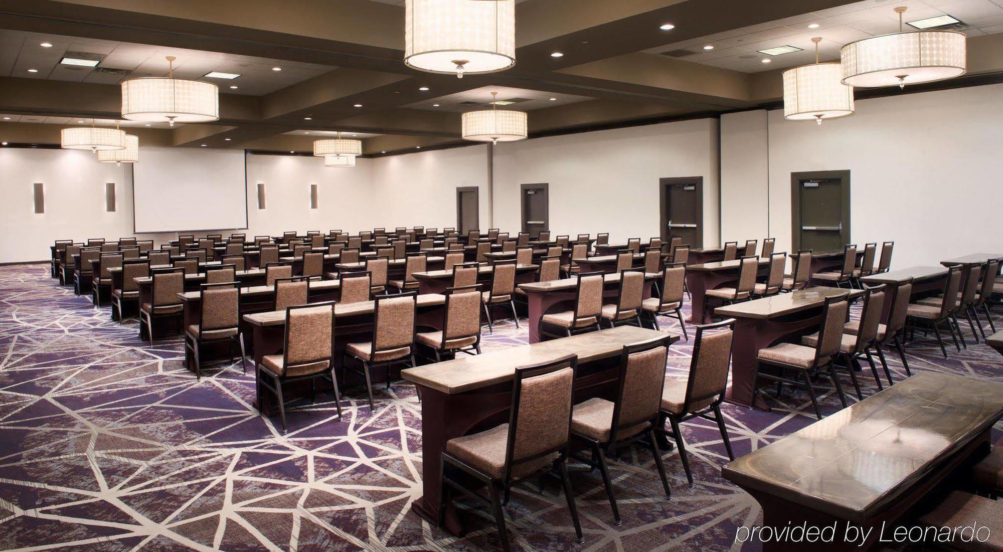 Embassy Suites By Hilton Philadelphia Airport Exterior foto